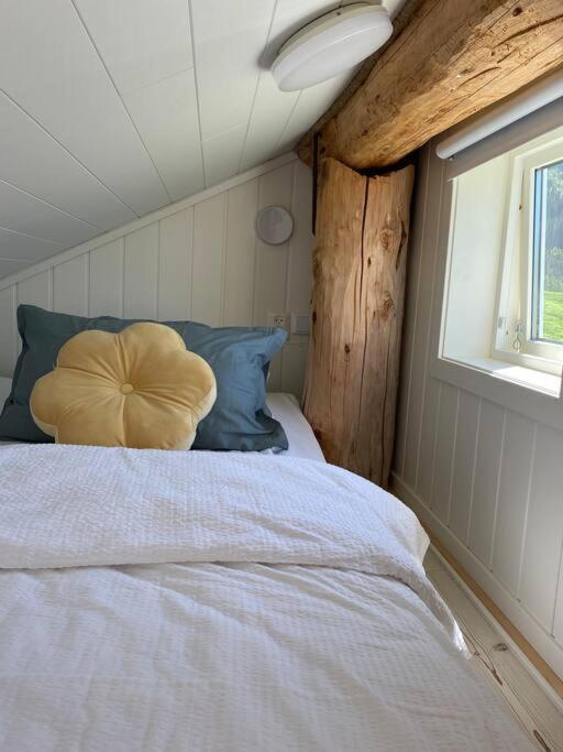 Minihus Med Drommeutsikt Til Sunnmorsalpene Apartment Aure  Ngoại thất bức ảnh